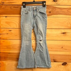 GIRLS FLARE JEANS ⭐️ CUTE. CUTE. CUTE